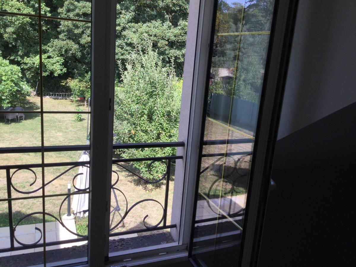 Chambre Au Calme Domont Exterior photo